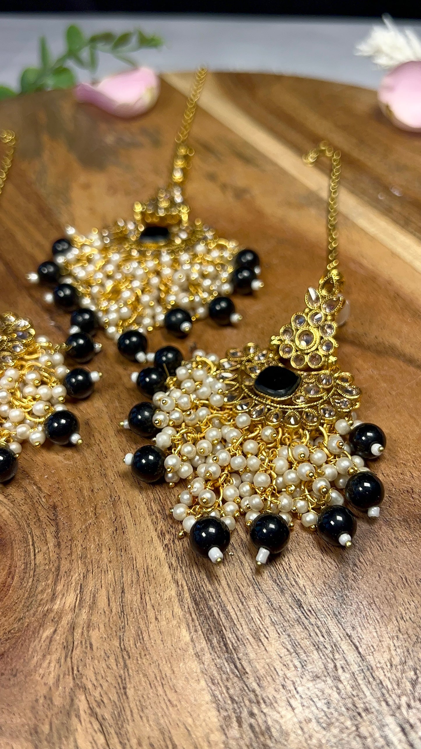 Gajra-Kundan Teeka Set - E1327